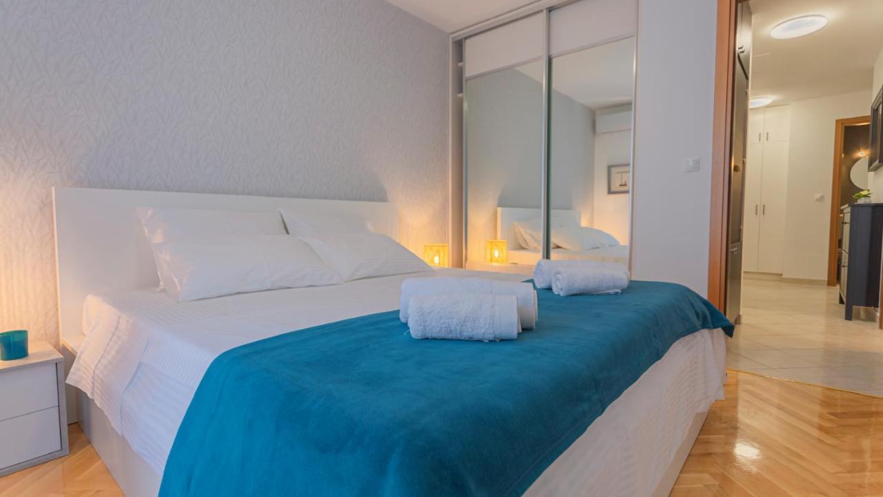 New Delux Green Garden Apartment With Hotube **** スプリト エクステリア 写真