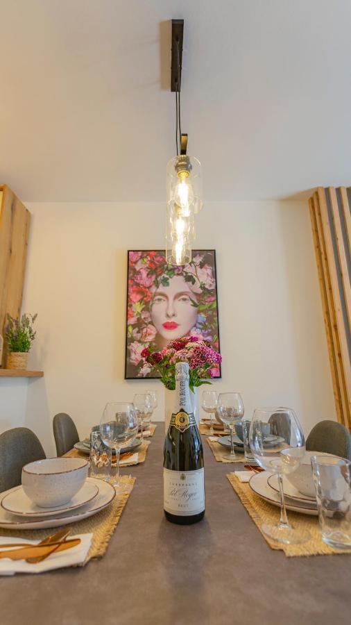 New Delux Green Garden Apartment With Hotube **** スプリト エクステリア 写真