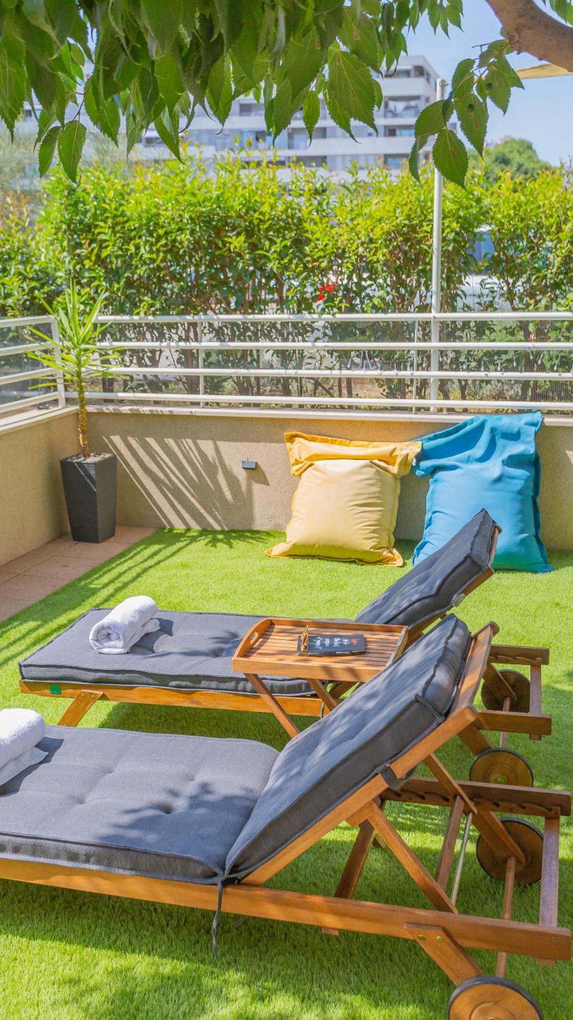 New Delux Green Garden Apartment With Hotube **** スプリト エクステリア 写真